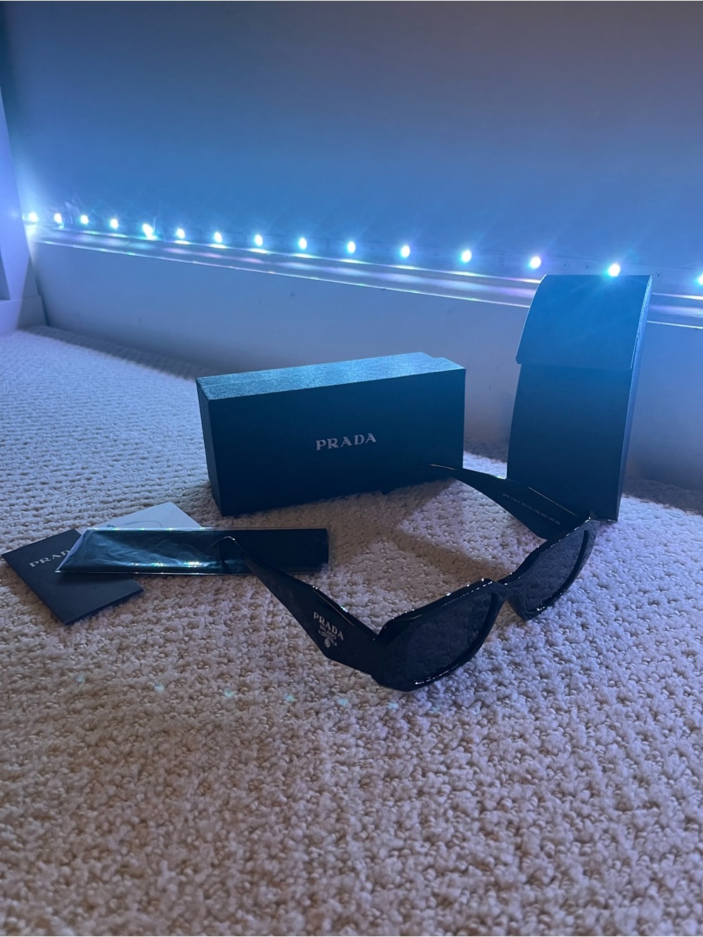 Prada Black Cat-Eye Sunglasses with Case(READ DESC)